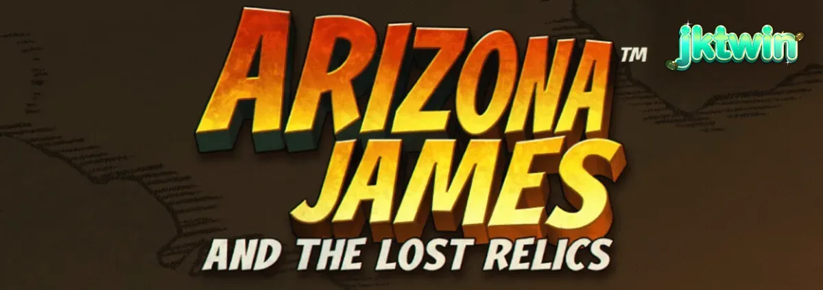 Arizona James berdiri di depan makam kuno dengan latar belakang gurun yang luas.